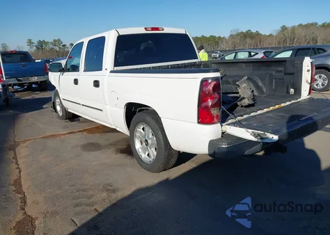 2005 Chevrolet Silverado 1500 Ls z USA, uszkodzony, nr VIN 2GCEC13T751167153